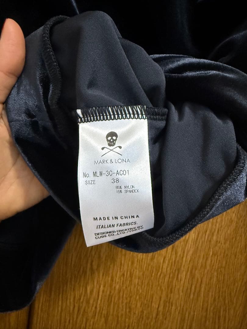 MARK & LONA ベルベットシャツ 黒