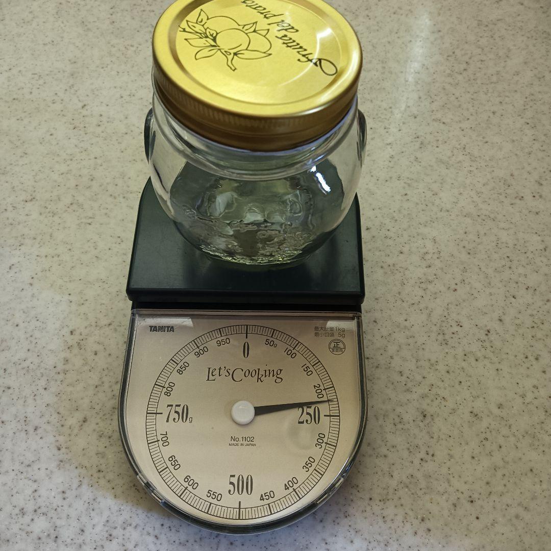 日本蜜蜂ハチミツ880g採れたて垂れ蜜