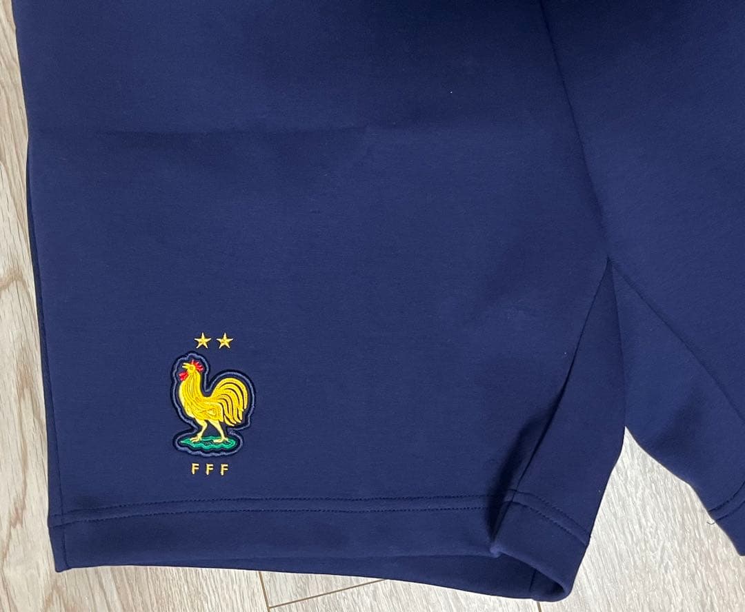 NIKE テックフリース フランス代表 ハーフパンツ ショーツ　XLサイズ 新品