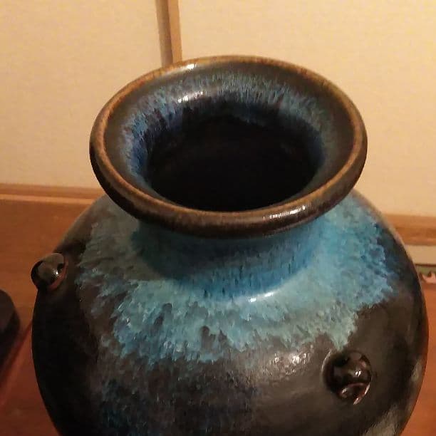 益子焼き　釉美三耳の壺