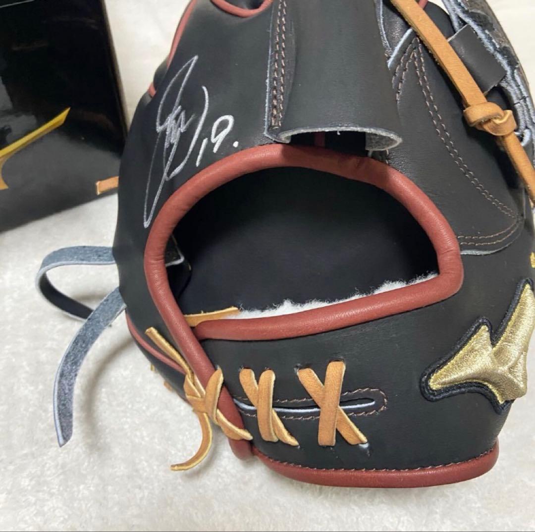 ミズノ　菅野智之選手　直筆サイン　オーセンティック　グローブ　沢村賞記念