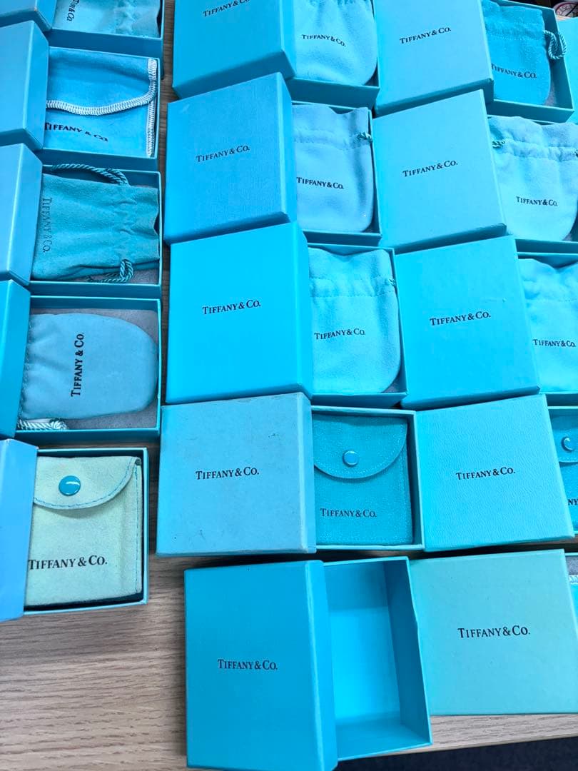 ティファニー　空箱37個Tiffany & Co. ギフト箱 セット