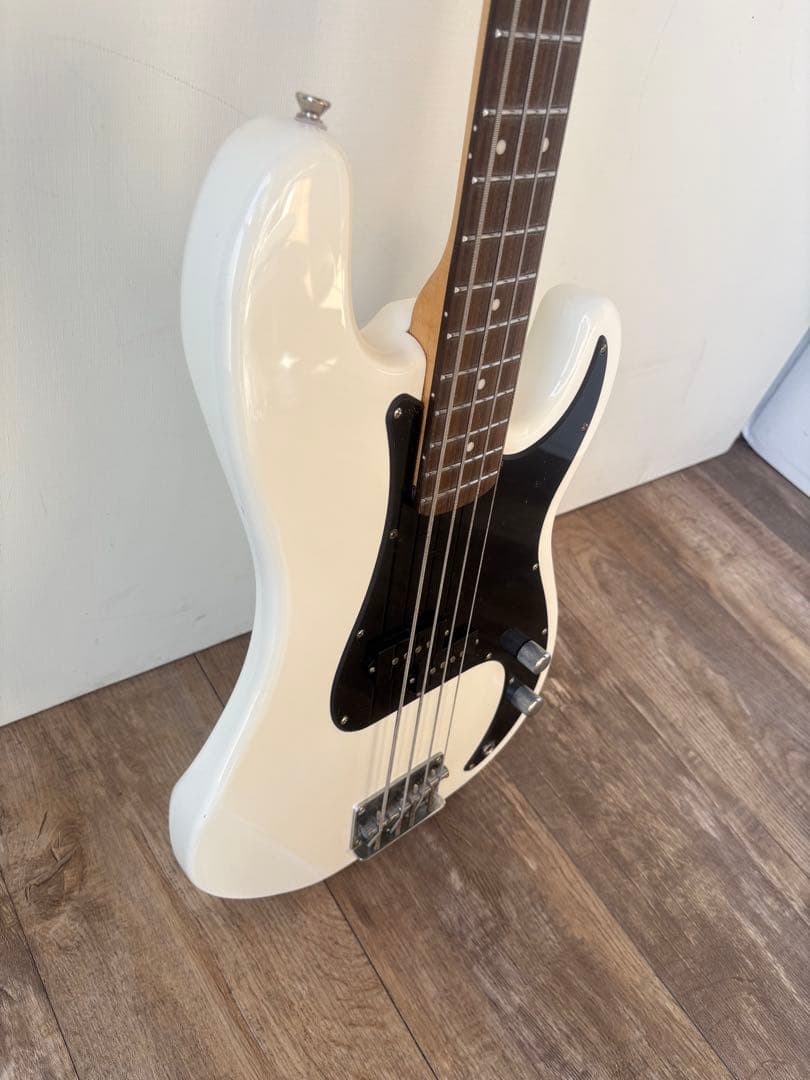 バスカーズ　ベース　エレキベース　オマケ付き！