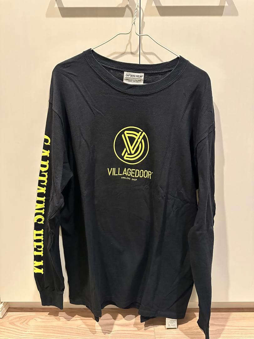 CAPTAINSHELM × VILLAGEDOOR コラボロンT