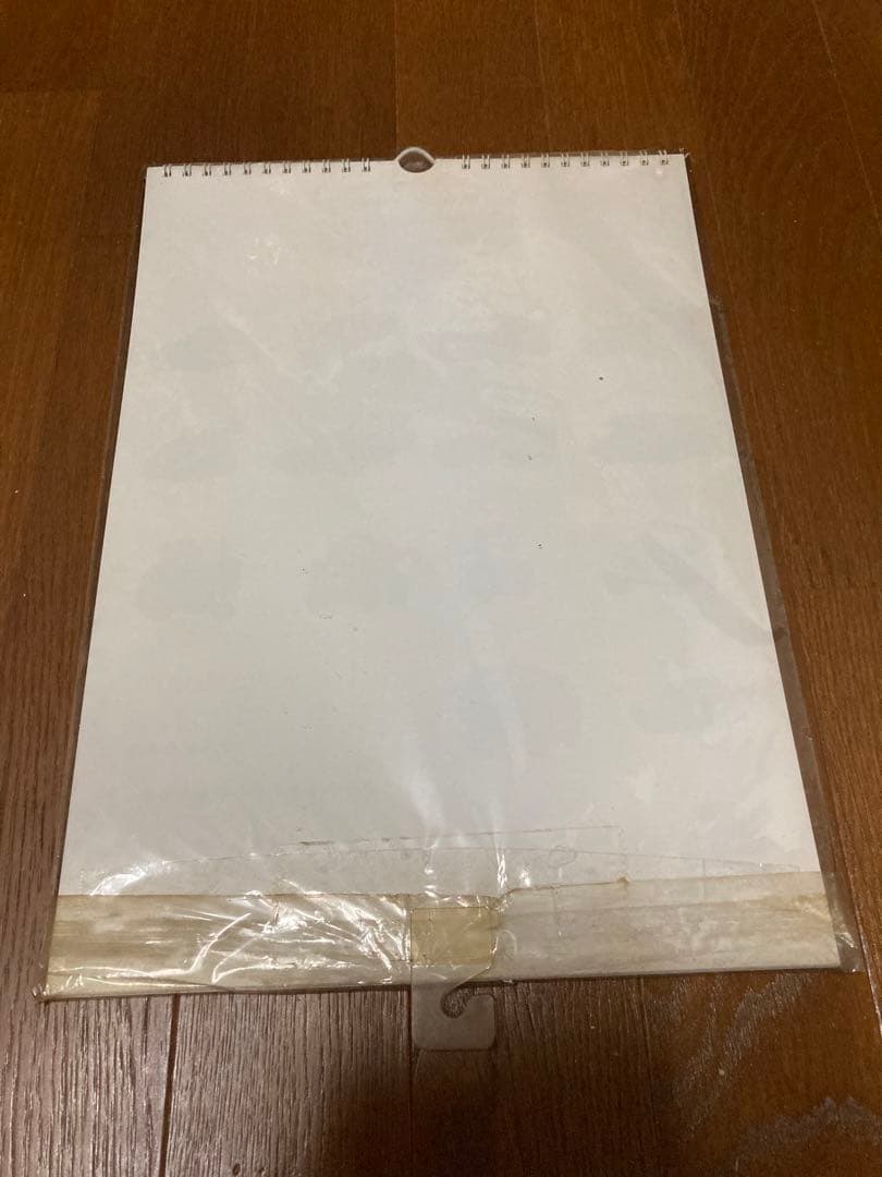 新品未使用　ディズニー　カーズ　カレンダー　ライトニングマックィーン