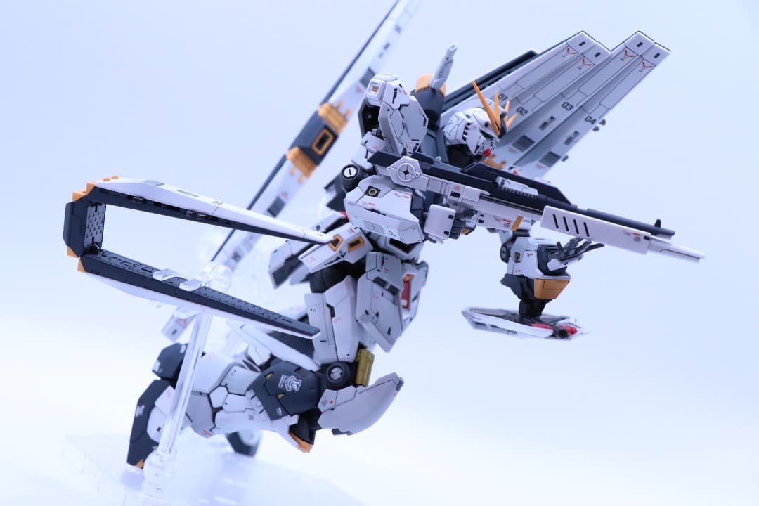 RG 1/144 νガンダム 【改修 塗装 完成品】