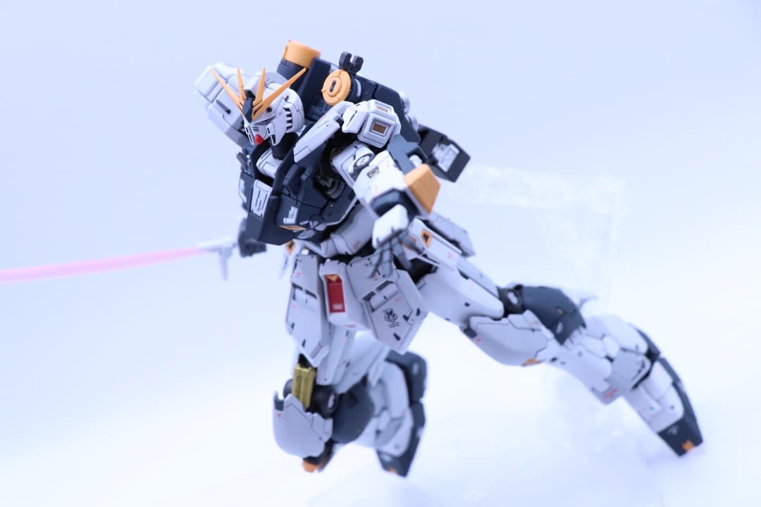 RG 1/144 νガンダム 【改修 塗装 完成品】