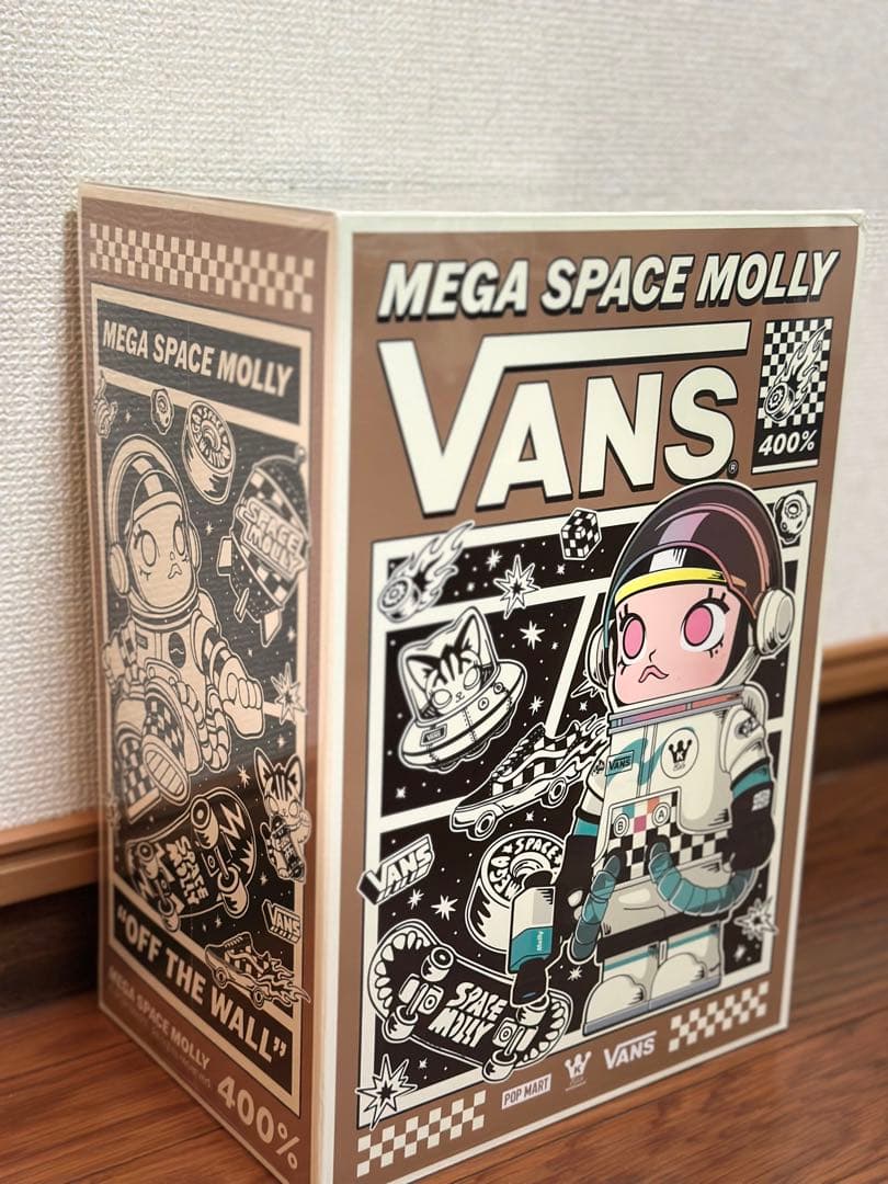 ポップマートMEGA SPACE MOLLY 400% VANS