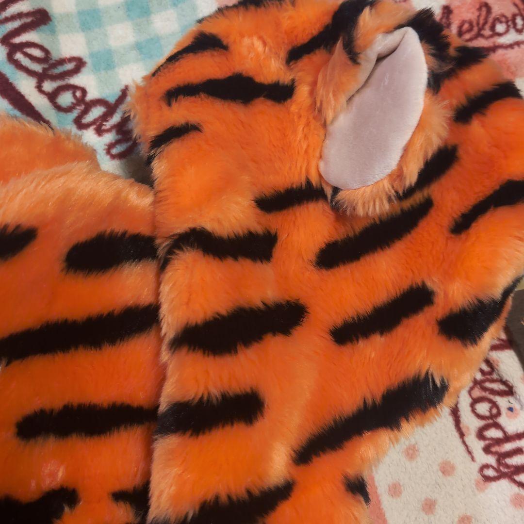 ディズニーリゾート　ティガー　マフラーキャップ　ファンキャップ　豹柄 プーさん