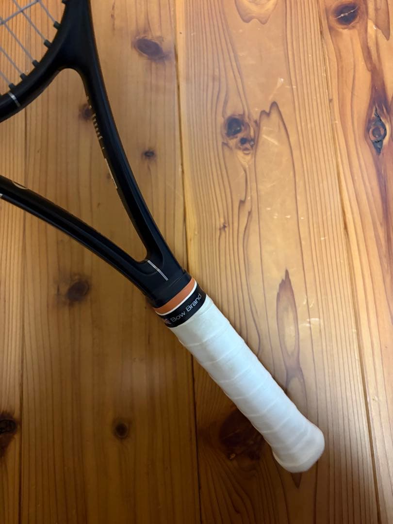 テニスラケット RF01