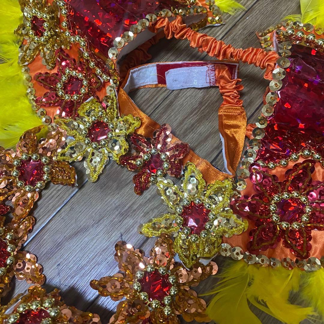 オレンジ カーニバル衣装 ビーズ装飾