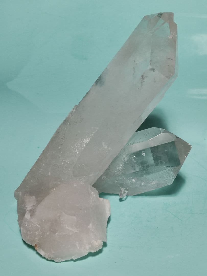 パワーストーン　天然石　ポイント　キーパー入り水晶　677g　No.801