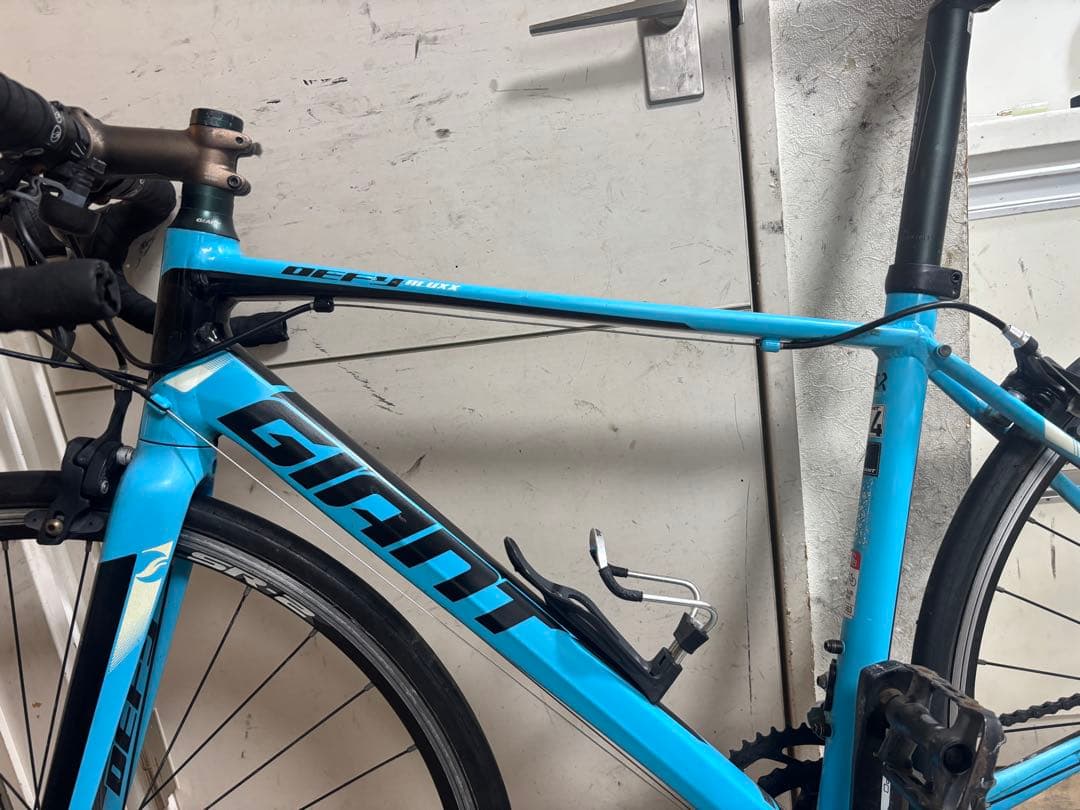 GIANT DEFY ジャイアントのロードバイク