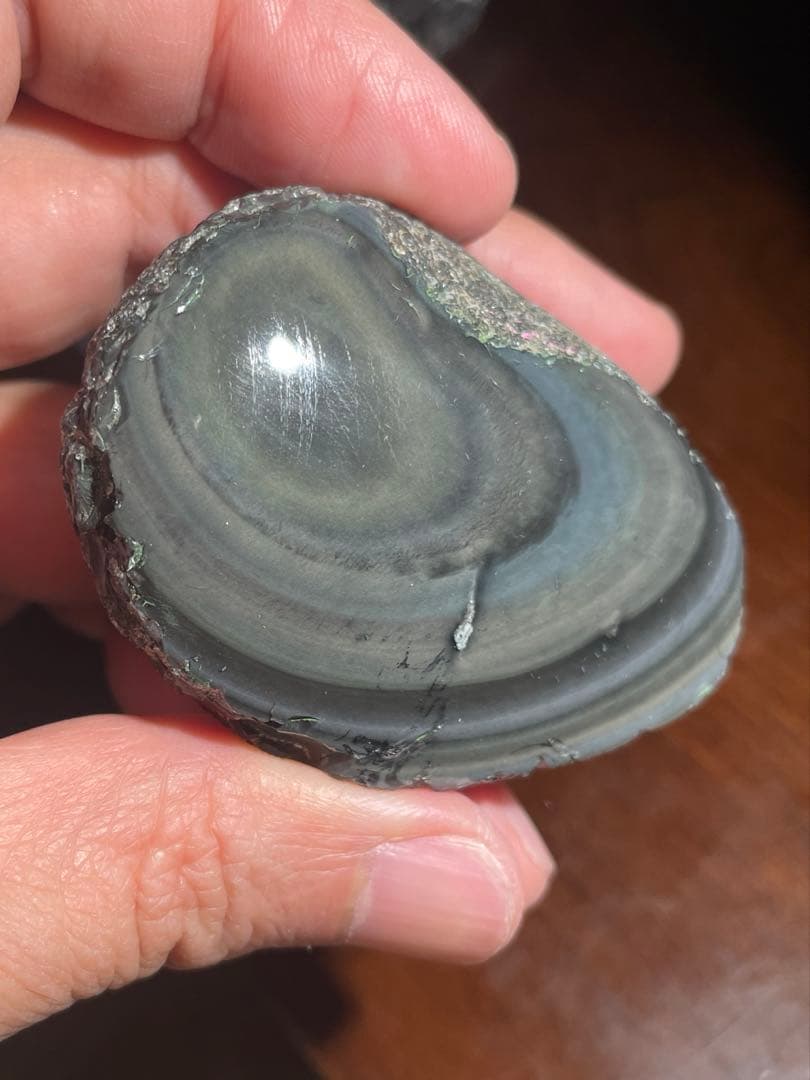 十勝石玲瓏　複合色レインボーオブシディアン