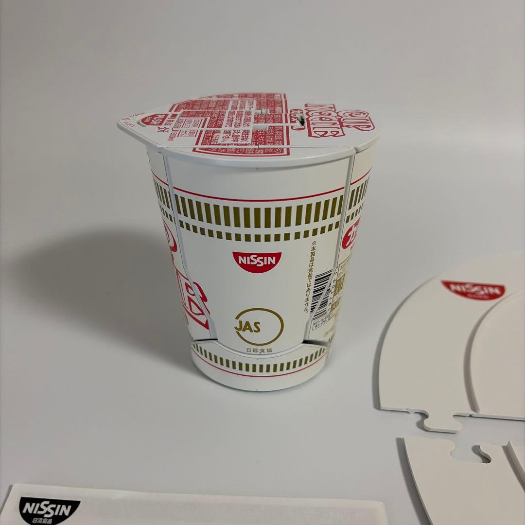 日清カップヌードル　ロボタイマー　花のワルツを踊るver