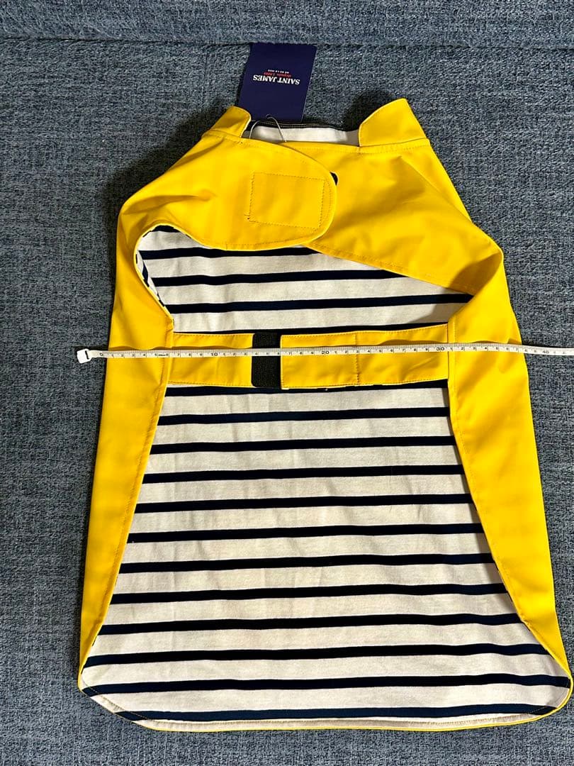 【新品未使用／日本未入荷】セントジェームス 犬服 レインコート　Lサイズ