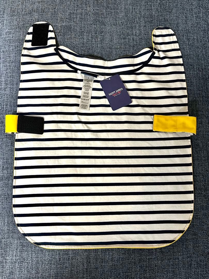 【新品未使用／日本未入荷】セントジェームス 犬服 レインコート　Lサイズ