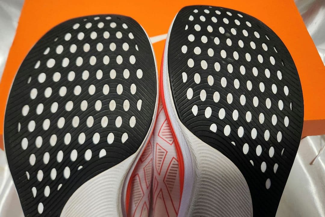 ASICS ランニングシューズ S4　27.5cm