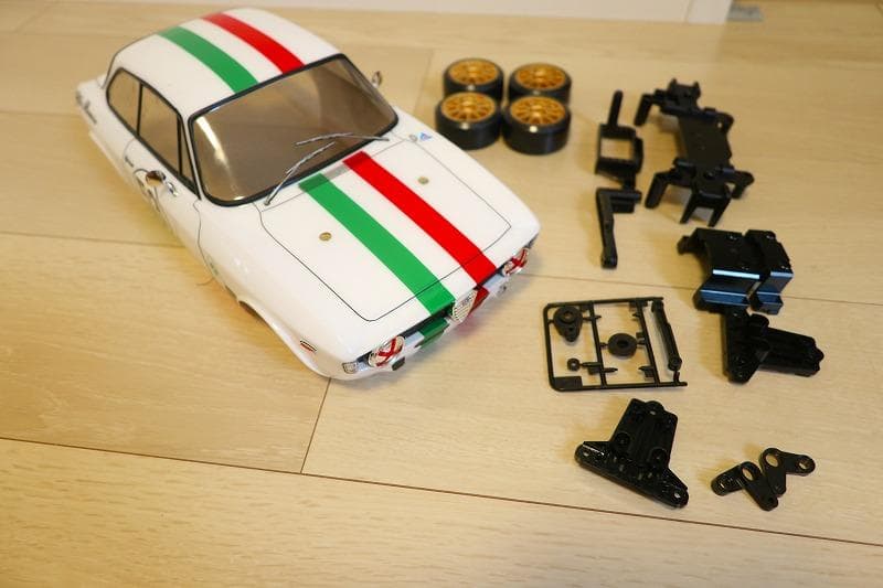 F*U様 ☆半完成☆　タミヤ　MB-01（ドリフト） yokomo reved