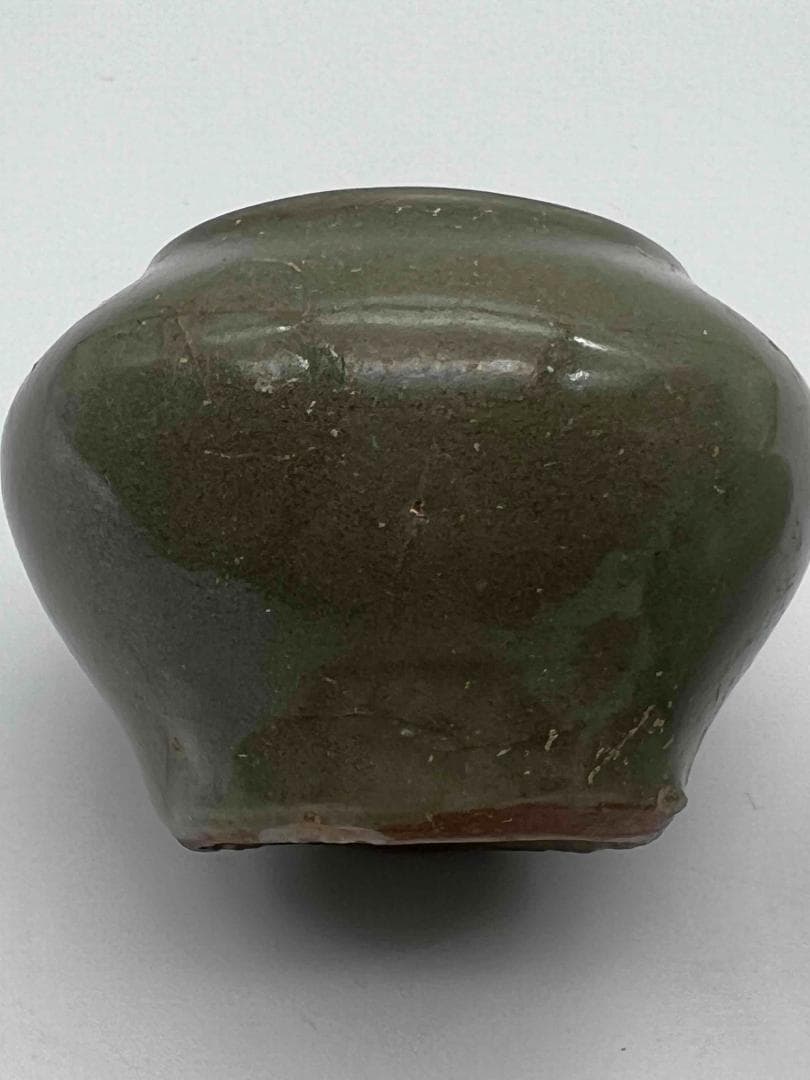 宋から元時代 青磁 龍泉窯刻花文壺　蓋付き　一対　茶入　茶道具(A-83)