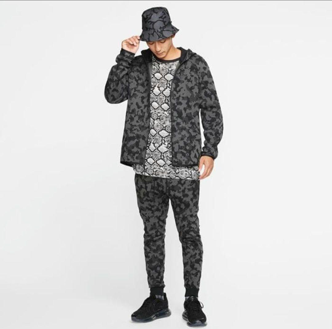Nike テックフリース 迷彩柄 ジャージ上下セット　ほぼ新品