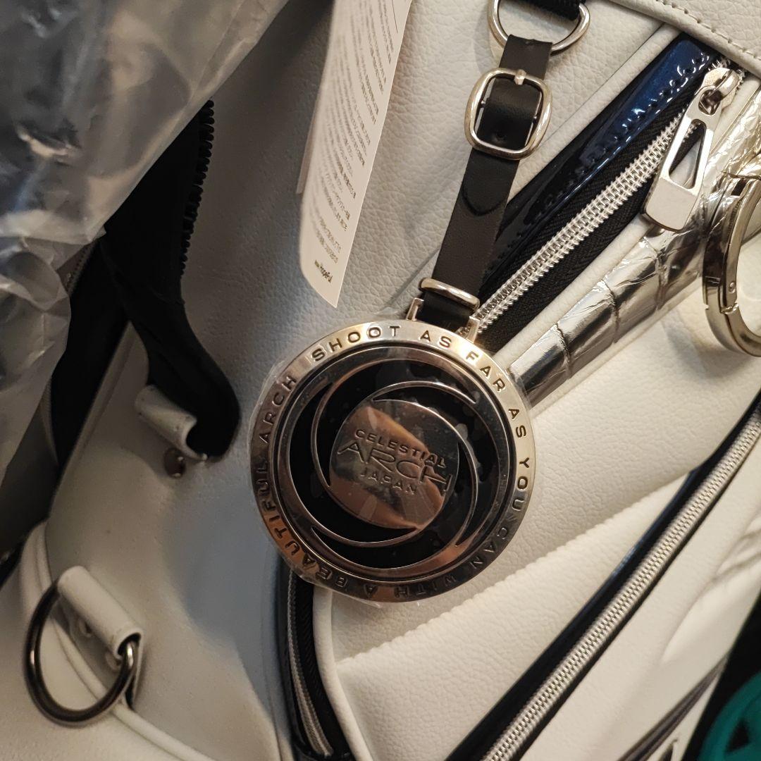 新品 数量限定 アーチゴルフ スタンドキャディバッグ 9.5インチ ホワイト