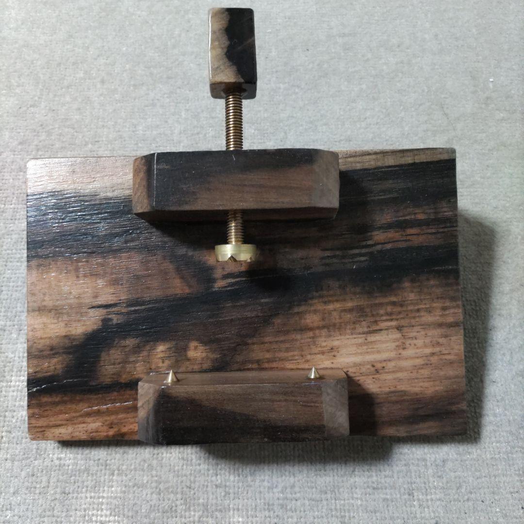 黒柿　くり抜き手作りへらお膳　ヘラお膳　左用