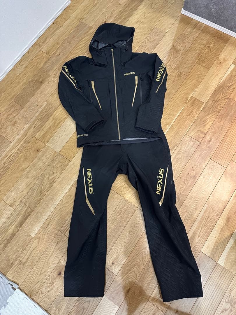 シマノ　ネクサス　ゴアテックス レインスーツ　RA-101X 定価70000円