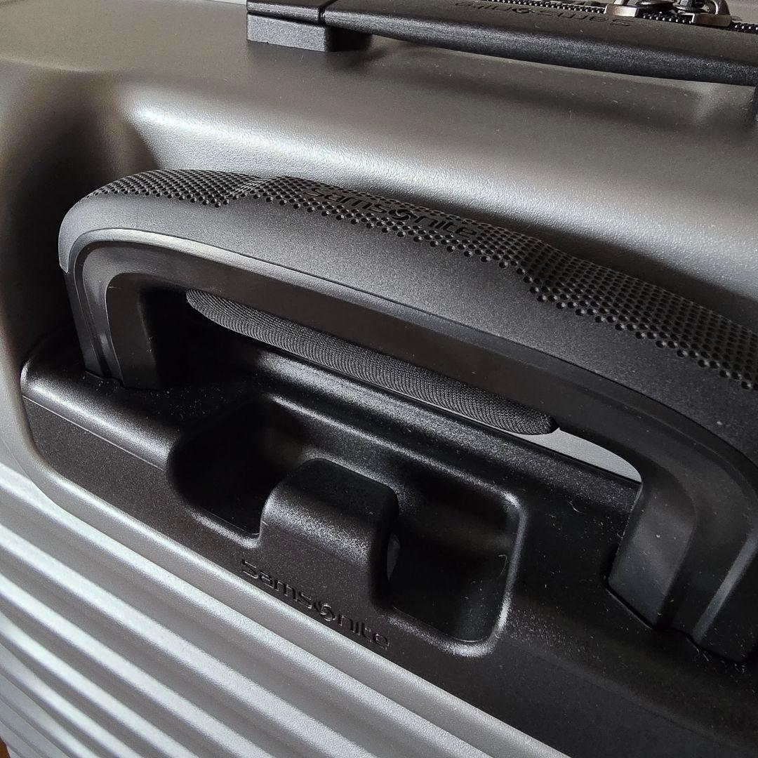 SAMSONITE サムソナイト 110L 軽量 スーツケース キャリーケース