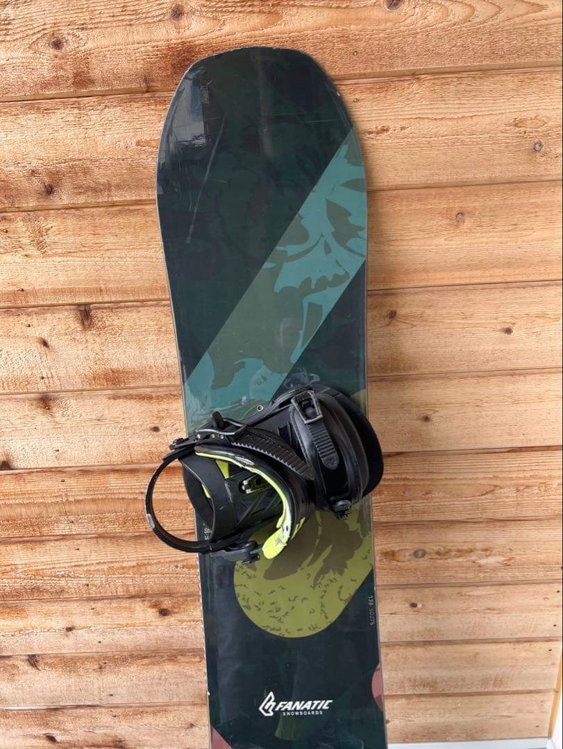 値下げ！　FANATICスノーボード　138cm
