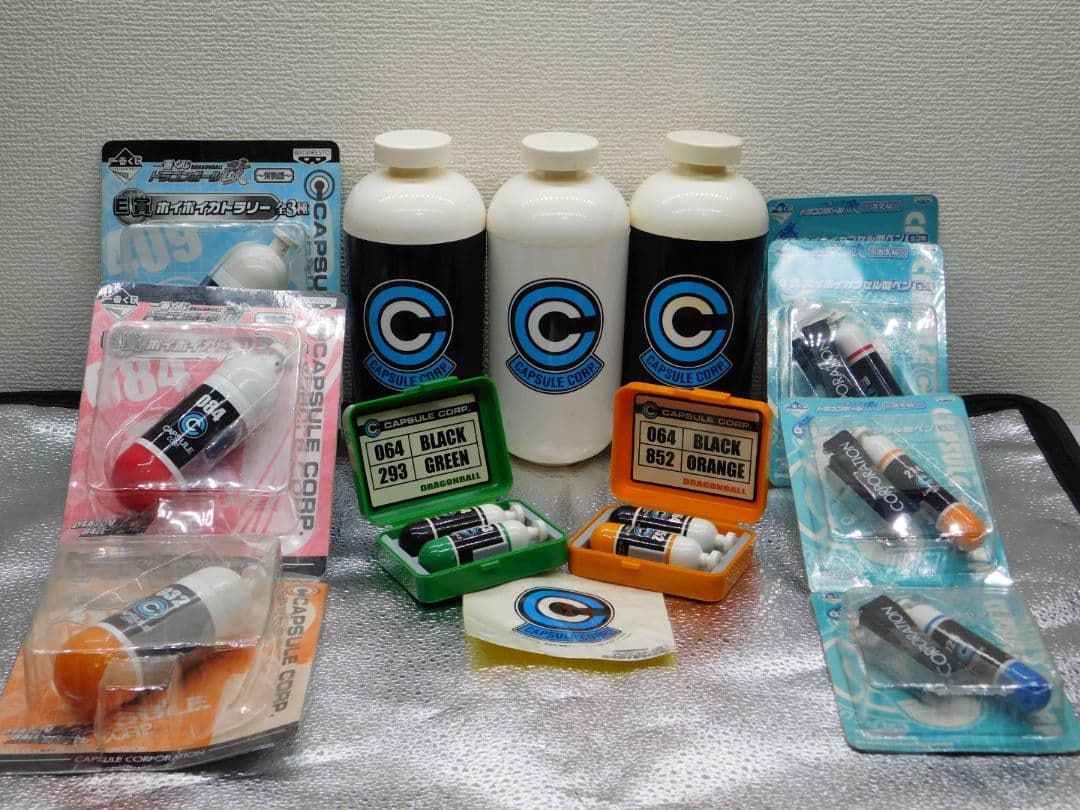 CAPSULE CORPセット大３個 ＆ カプセルコーポの関連グッズ etc.
