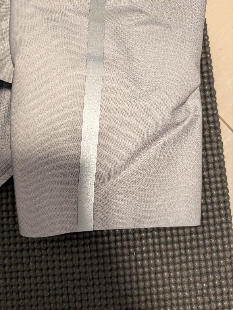 CASTELLI　TEMPESTA LITE JACKETサイズM