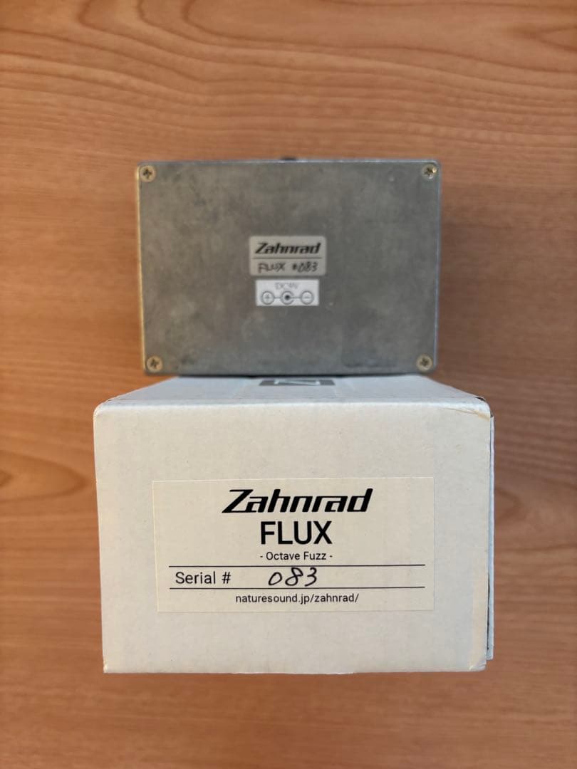 ギター Zahnrad FLUX octave fuzz 083