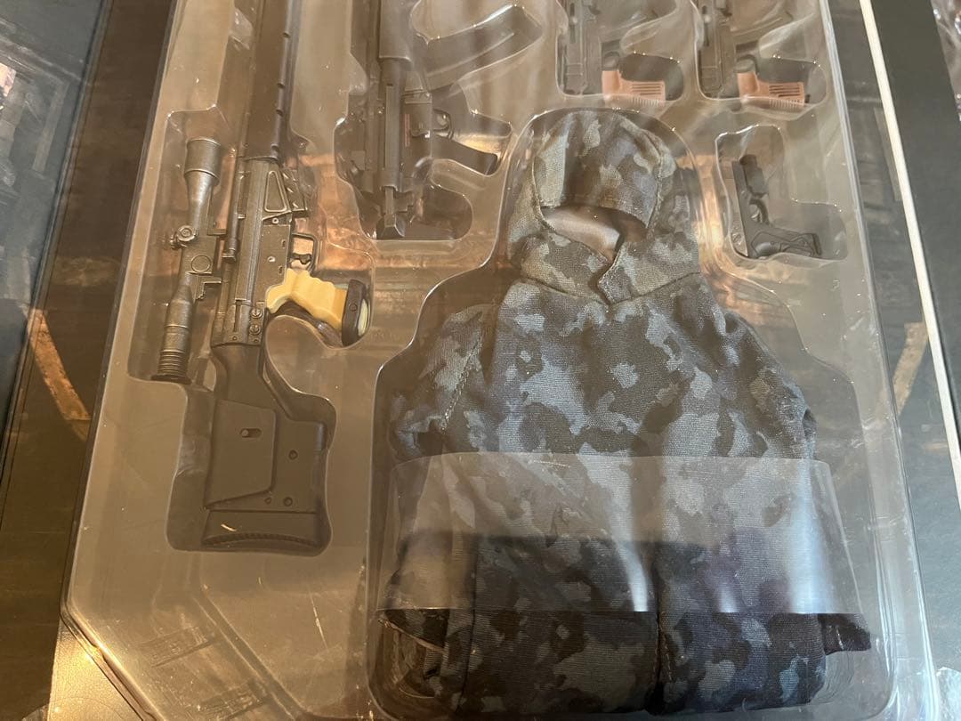 ホットトイズ　バイオハザード5 ジル・バレンタイン バトルスーツ版 フィギュア