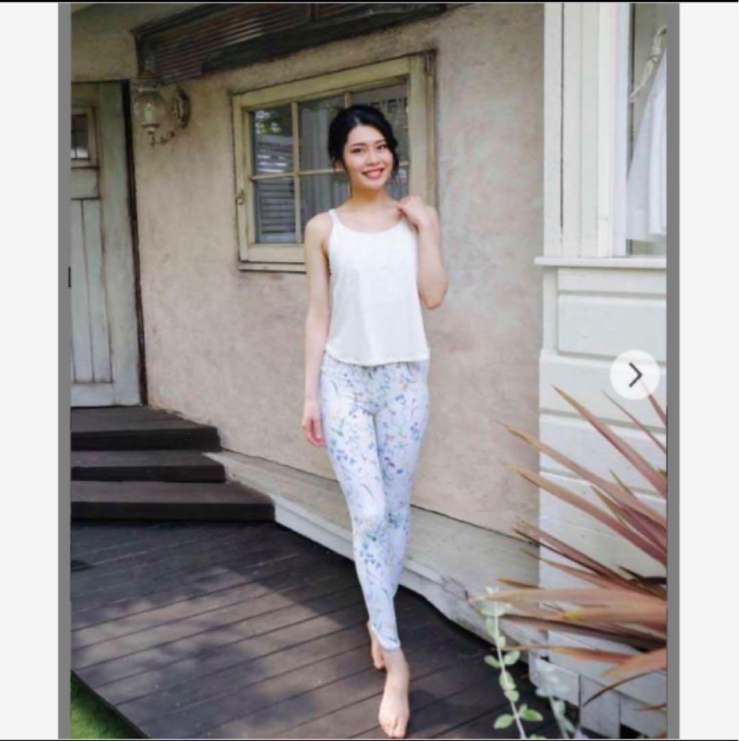 新品未開封　【SUKALA】ボタニカルシャーリングレギンス　L アイボリー