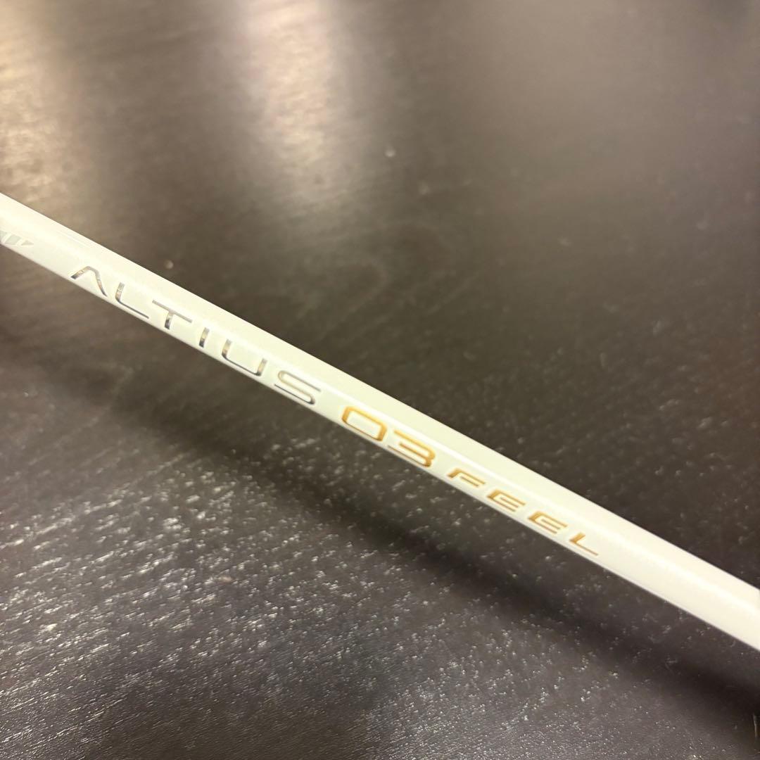 アルティウス03 フィール バドミントンラケット