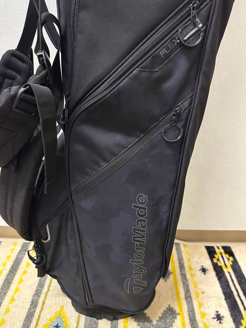 TaylorMade ブラック 迷彩柄 スタンド型 キャディバッグ