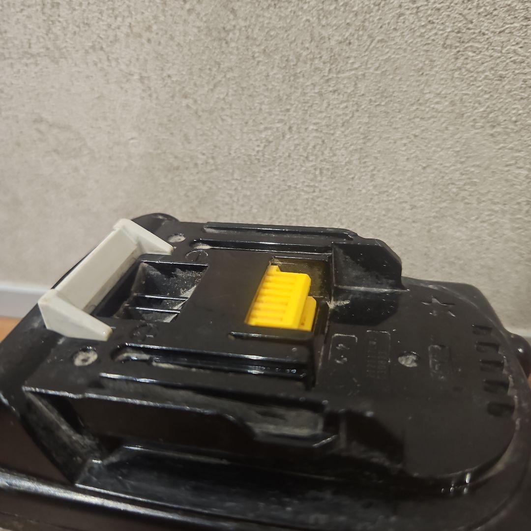 マキタ　ライト　BL1860B　充電器付き　ML802 makita