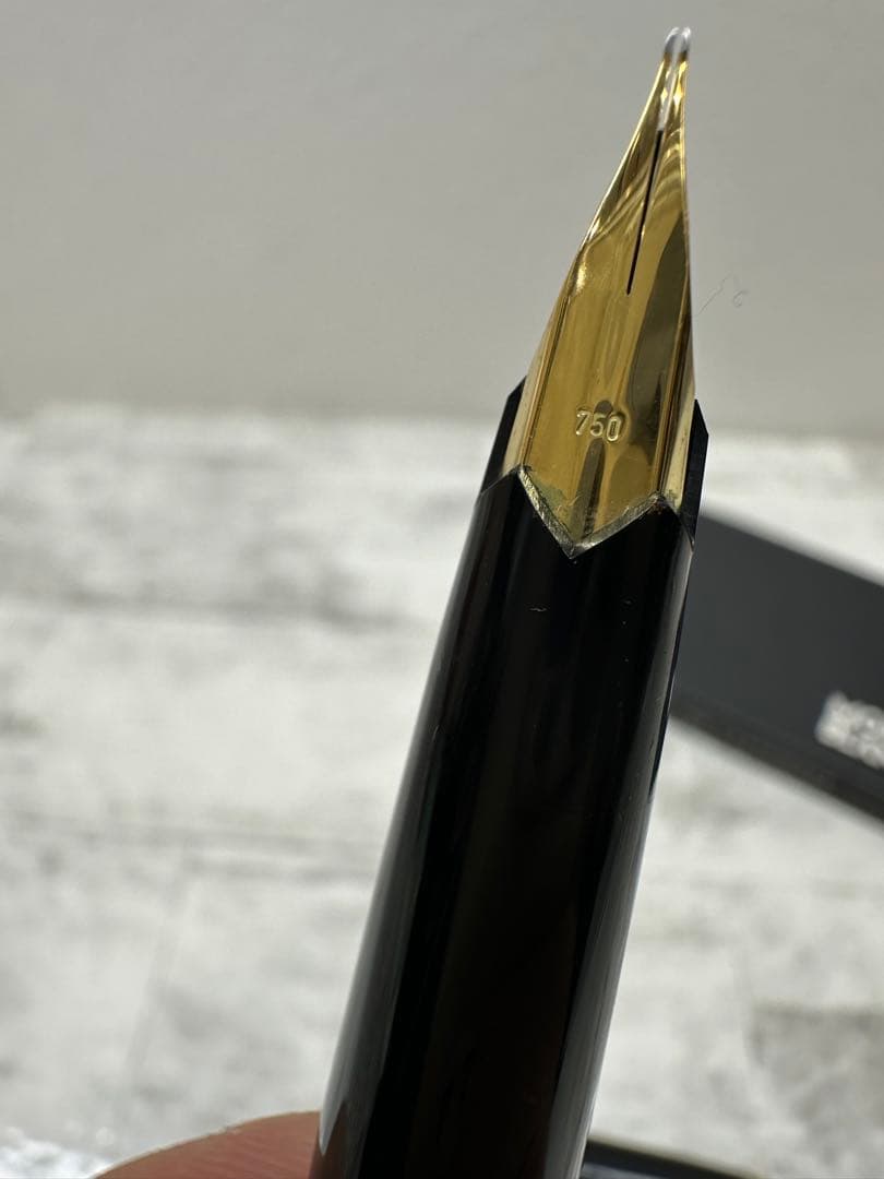 MONT BLANC 万年筆 インクカートリッジ付き　ペン先750刻印