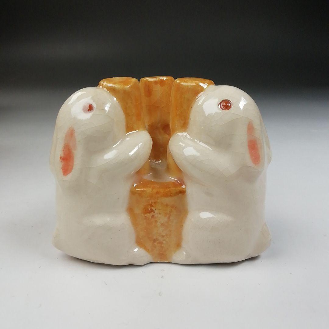 Ｔ７４９　蓋置　『三ツ兎　蓋置』『伊東桂楽 造』　共箱　茶道具