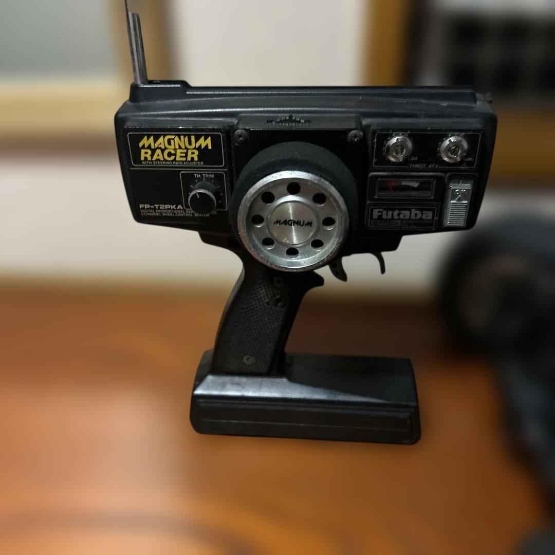 HPIエンジンラジコンNitro Monster Truck &ジャンク