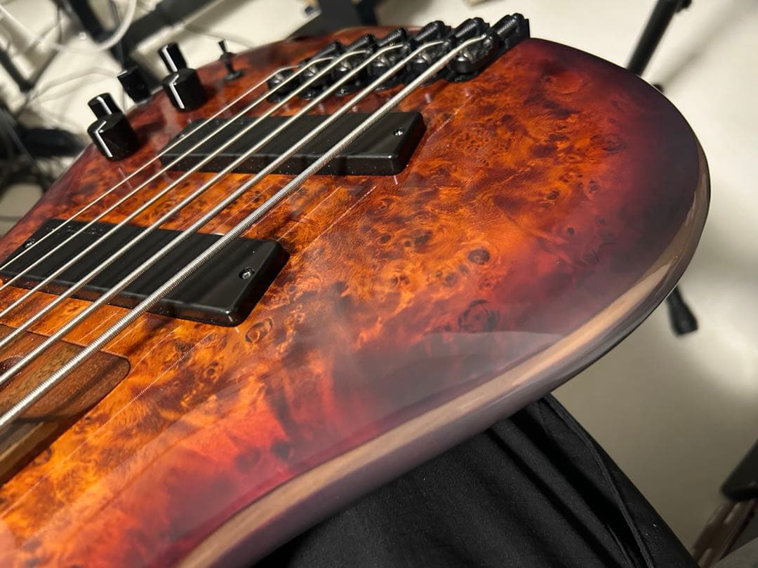 Ibanez SRMS806 Brown Topaz Burst 6弦ベース