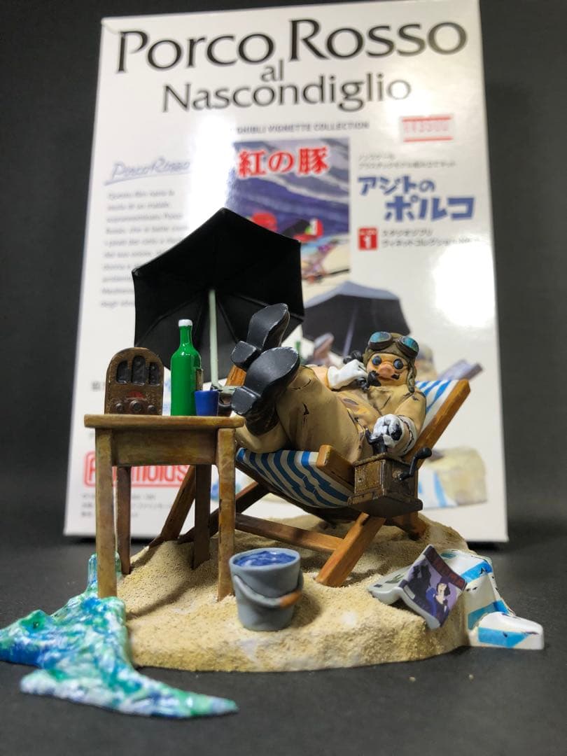 【完成品】ファインモールド紅の豚(アジトのポルコ)台座付き塗装済み完成品