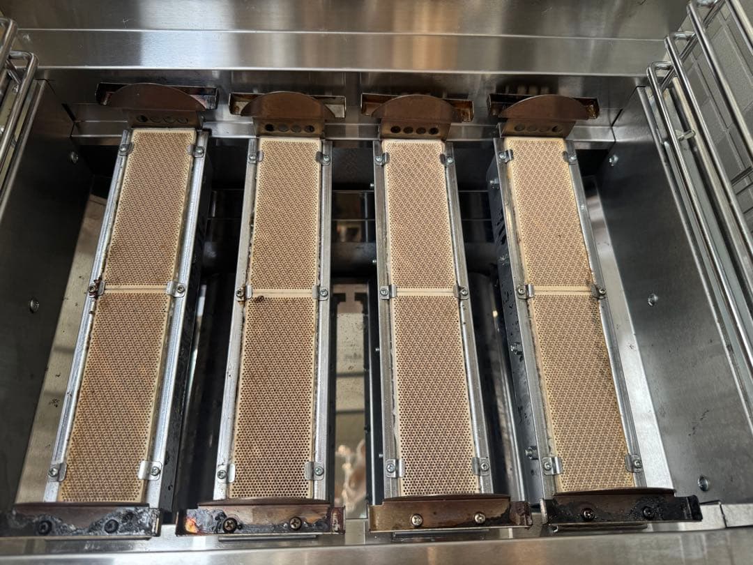 tanico タニコー　業務用　ガス赤外線グリラー　下火式　TMS-TIG-4