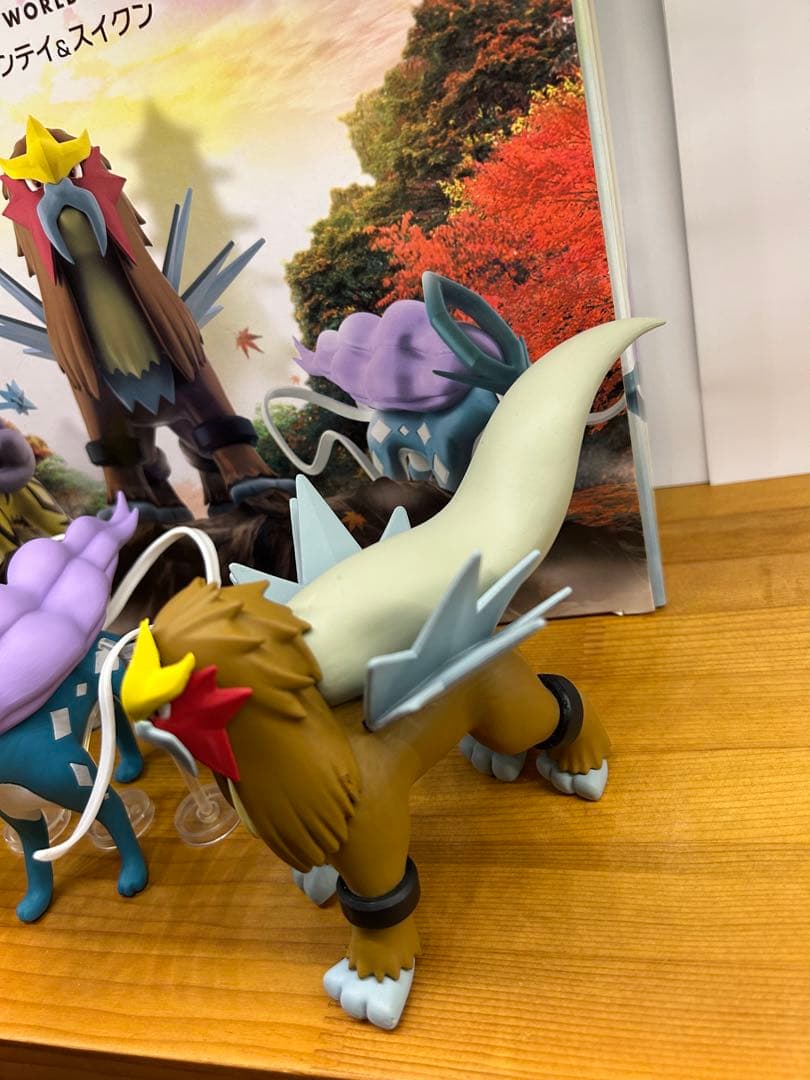 エンテイ　スイクン　ライコウ