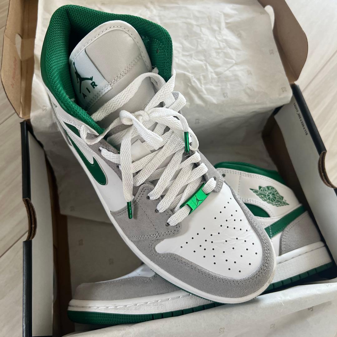 Nike Air Jordan 1 Mid グレー/ホワイト/グリーン