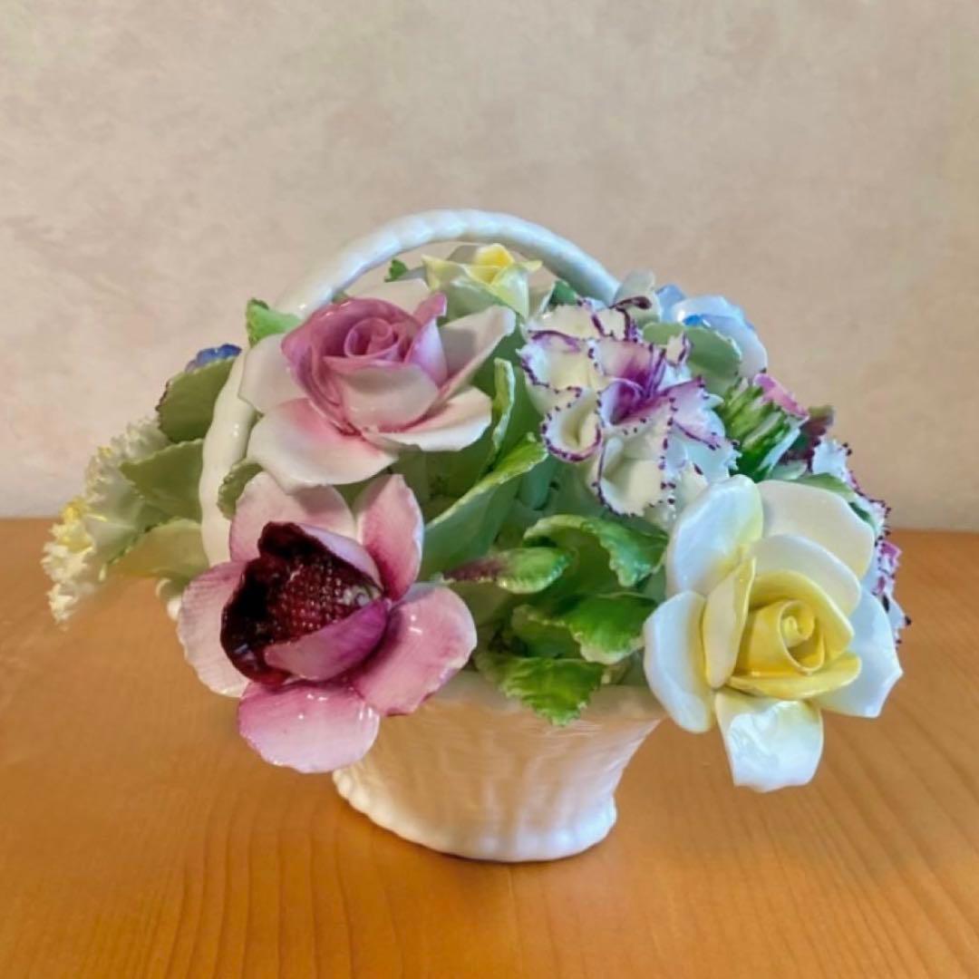   ロイヤルドルトン　陶花　飾り物　置物
