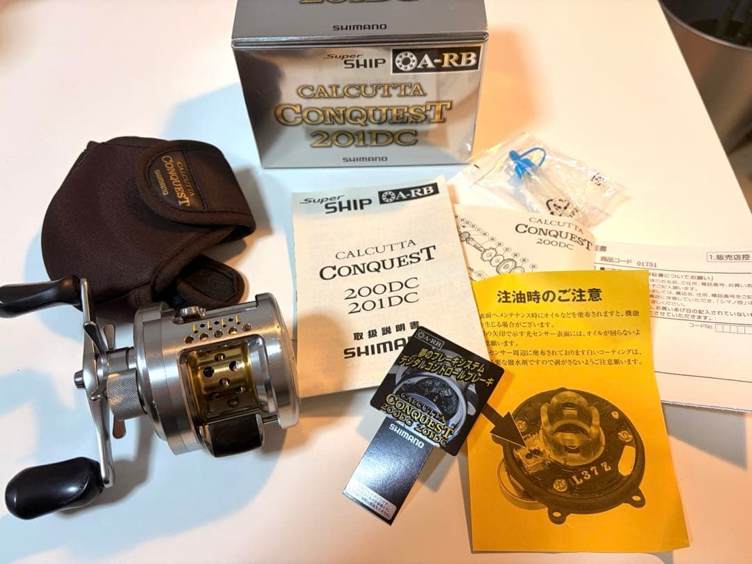 【極美品】SHIMANO CALCUTTA CONQUEST201DC