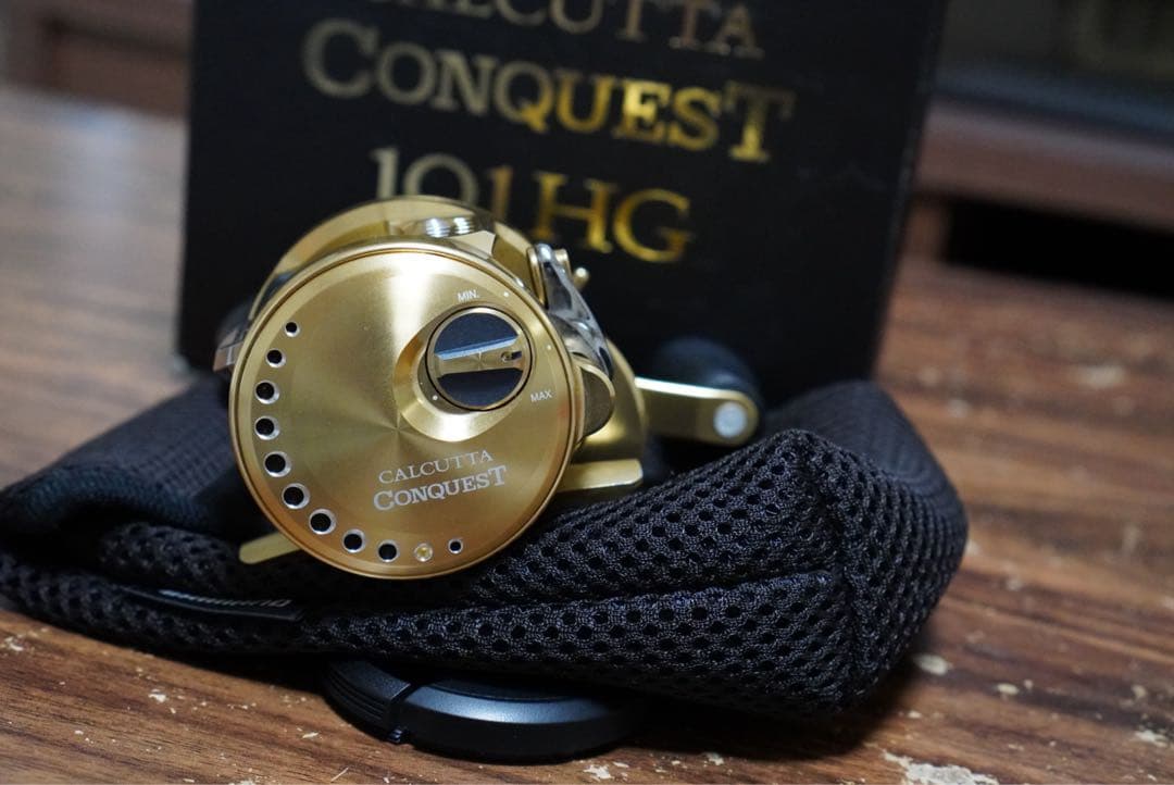 美品SHIMANO 21カルカッタコンクエスト101HG