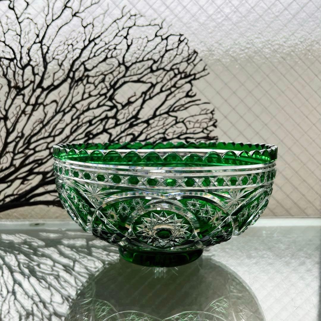 骨董　時代ガラス　緑色被せ　丸紋星切子　カットガラス　ガラス鉢　菓子器